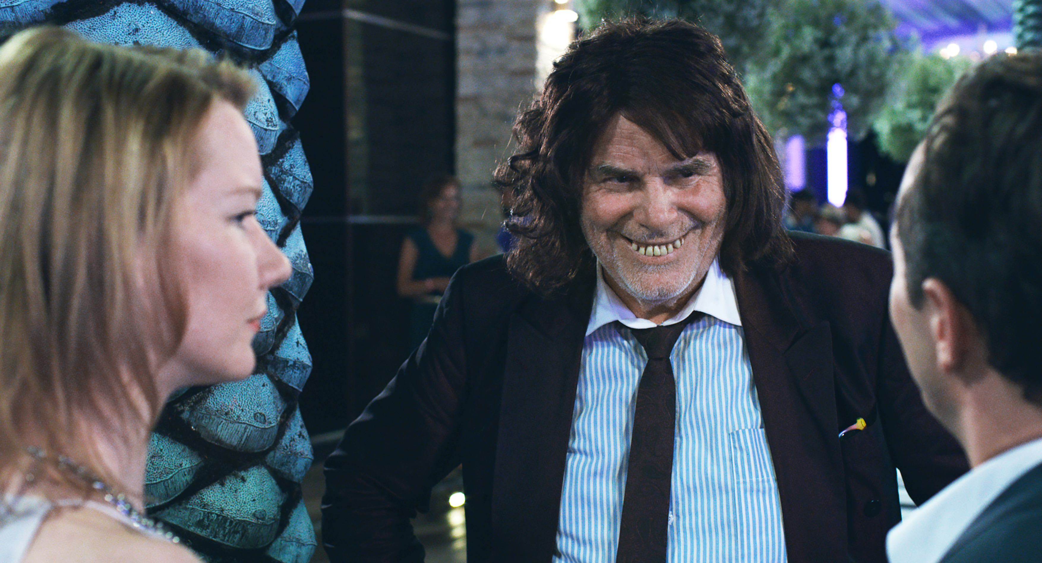 Toni Erdmann: Growing a Relationship